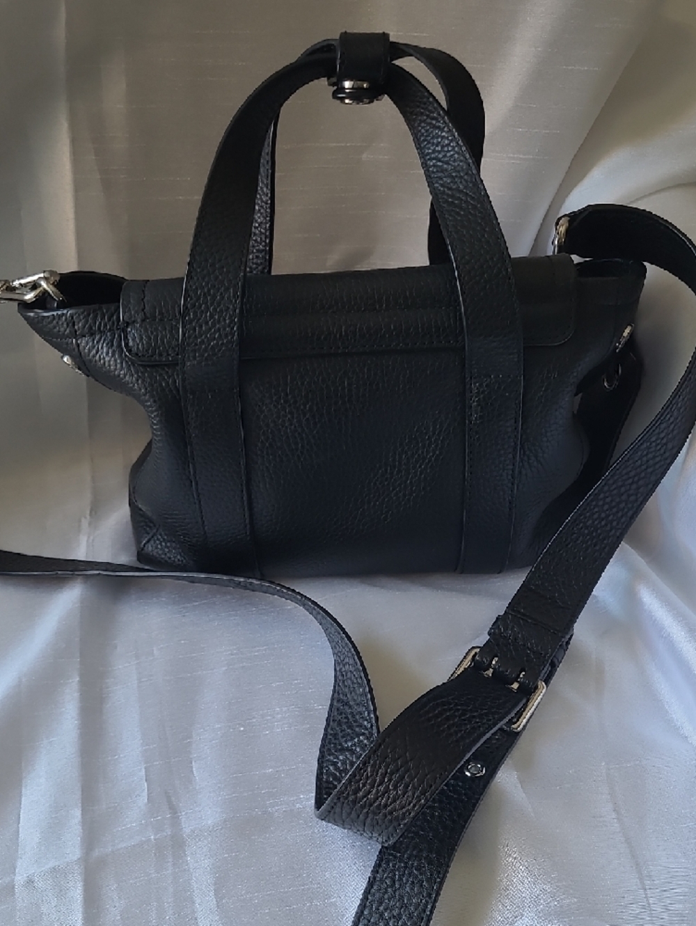 Marc by Marc Jacobs Black Pebbled Leather Satchel - Picture 4 of 13